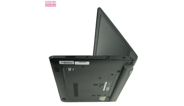 Ноутбук Dell Latitude 3340, 13.3", Intel Core i3-4010U, 4 GB, 500 GB, Intel GMA 4500M, Windows 10, Б/В