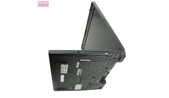 Ноутбук Lenovo ThinkPad T400, 14.1", Intel Core 2 Duo P8600, 4 GB, 320 GB, Mobile Intel 45 Express , Windows 7, Б/В