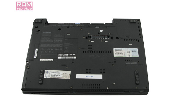 Ноутбук Lenovo ThinkPad T400, 14.1", Intel Core 2 Duo P8600, 4 GB, 320 GB, Mobile Intel 45 Express , Windows 7, Б/В