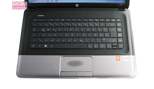 Ноутбук HP Pavilion 255, 15.6", AMD E2-2000, 3 GB RAM, 250 GB HDD, AMD Radeon HD 7340 , Windows 7, Б/В