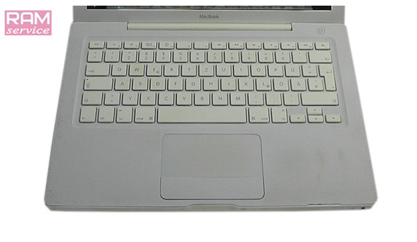 Ноутбук APPLE MACBOOK A1181 13,3" Core 2 Duo 3 GB RAM,120 GB HDD Intel GMA 950 Mac OC 10.5,  Б/В