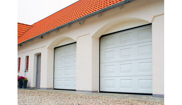Секционные гаражные ворота Alutech Trend 2500 х 2000 мм