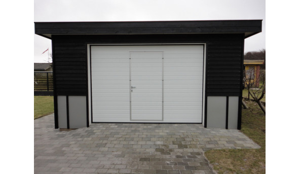 Секционные гаражные ворота Alutech Trend 2250 х 2000 мм