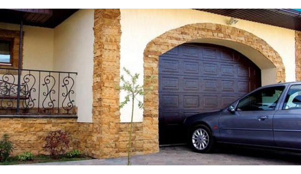 Секционные гаражные ворота Alutech Prestige, филенка 2250 х 2000 мм