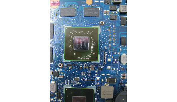 Материнська плата для ноутбука Toshiba Satellite Pro L870-173 17.3" PLF/PLR/CSF/CSR DSC MB REV:2.1, Б/В, Стартує, зображення не виводить