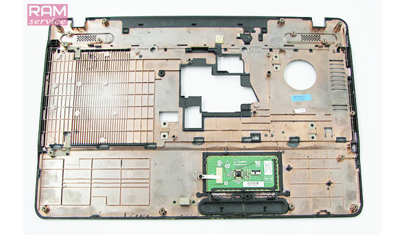Середня частина корпуса для ноутбука Toshiba Satellite C660 15.6" AP0IK000200, Б/В, Є подряпини та потертості - 110774