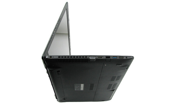 Ноутбук Asus X550C, 15.6", Intel Core i3-3217U, 4 GB RAM, 750 GB HDD, nVidia GeForce GT 720M, Windows 10, Б/В