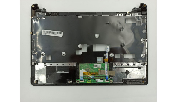 Середня частина корпуса для ноутбука Packard Bell ZA3, 11.6", eaza5001010, б/в. Одне кріплення має тріщинки