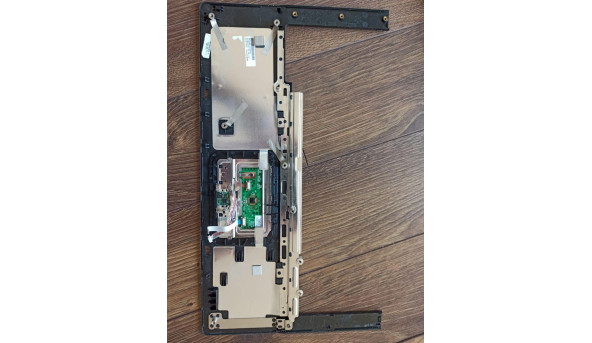 Середня частина корпуса для ноутбука HP Compaq 6735b, 15.4", 6070b234001, 487140-001, б/в. В хорошому стані, без пошкодженнь. - 11835