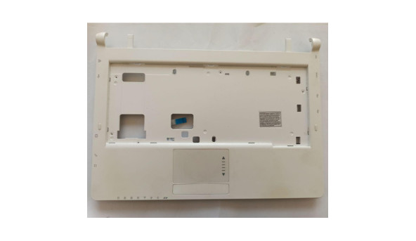 Середня частина корпуса для ноутбука Samsung NP-NC20, NC20, 12.1", ba75-02161a, ba81-06230a, б/в. Верхні кріплення після ремонту, продається з кнопкою включення та динаміками
