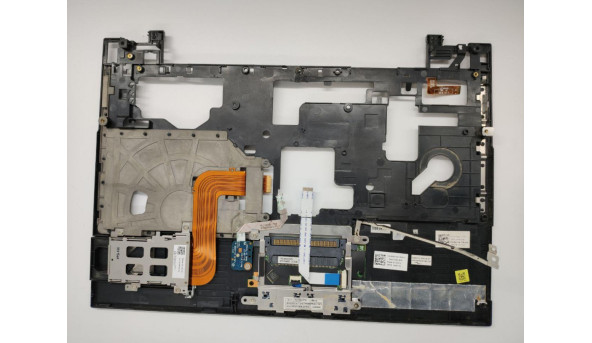 Середня частина корпуса для ноутбука Dell Latitude E4300, 13.3", cn-0n471d, ap03s000800, б/в. Пошкоджений шлейф (фото), та кріплення. - 11963