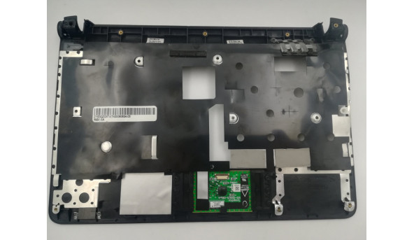 Середня частина корпуса для ноутбука Acer Aspire One ZG5, A110, A150, 8.9", FAZG5001010, б/в. Має пошкодження (фото) - 12138