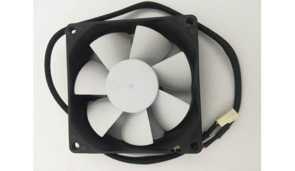 Fractal Design Silent R2 80мм; Черный; Белый; 80 мм; 80 мм; 25 мм (FD-FAN-SSR2-80) - 12281