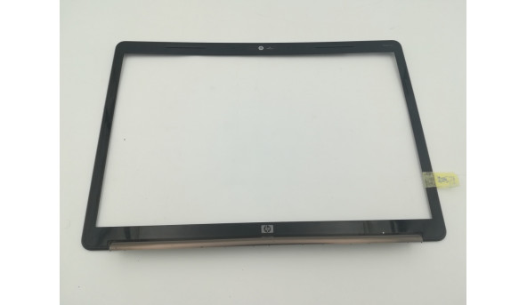 Рамка матриці для ноутбука HP Pavilion dv7, dv7-1000, 17.1", ap03w000400, fa03w000500, б/в. В хорошому стані, без пошкодженнь.