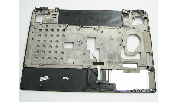 Середня частина корпуса для ноутбука Medion Akoya MD 96380 340817400003 , Б/В, Є подряпини та потертості