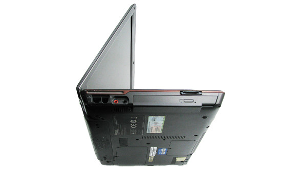 Ноутбук Sony VGN-C1Z, 13.3", Intel Core 2 Duo T5500, 2 GB RAM, 160 GB HDD, NVIDIA GeForce Go 512 Mb, Windows 7, Б/В