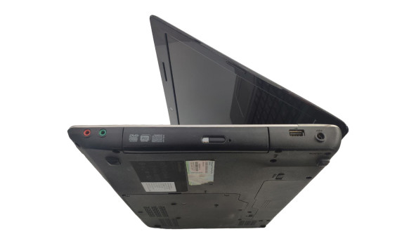 Ноутбук Lenovo IdeaPad Z565 AMD Phenom II N830 4 GB 320 GB - Ноутбук Б/В