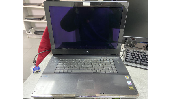 Ноутбук Sony VAIO PCG-8W1L