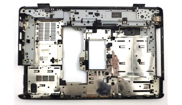 Нижняя часть корпуса для ноутбука Dell 1545 60.4AQ13.005 - Корпус Dell Б/У - 221751