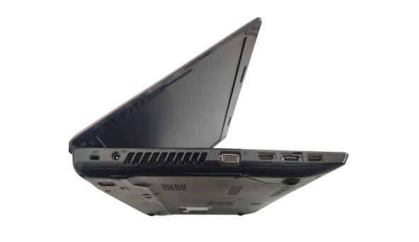 Ноутбук Lenovo Z575 AMD A8-3500 4Gb RAM 500Gb HDD AMD Radeon HD6650G 2Gb [15.6"] - ноутбук Б/В