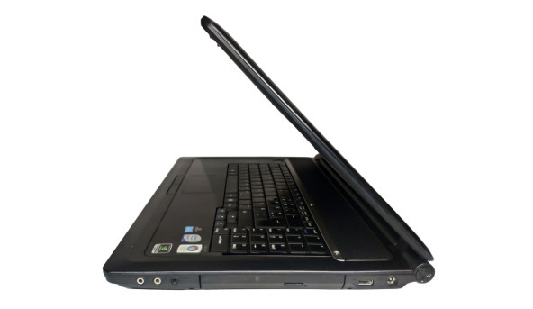 Ноутбук Medion P8610 Intel Core 2 Duo T5800 3Gb RAM 250Gb HDD Nvidia GeForce 9600M 18.4" Б/У