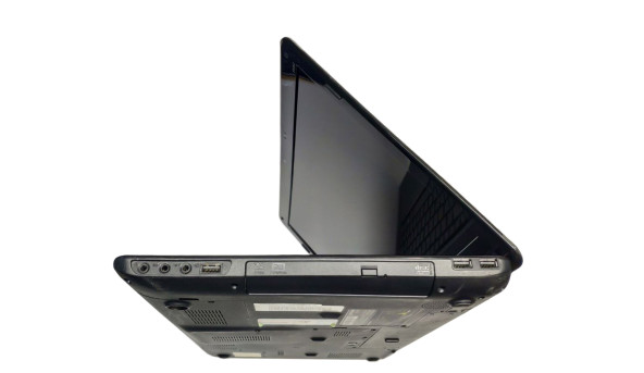Ноутбук Medion E7212 Intel Pentium T4500 3Gb RAM 320Gb HDD [17.3"] - ноутбук Б/У