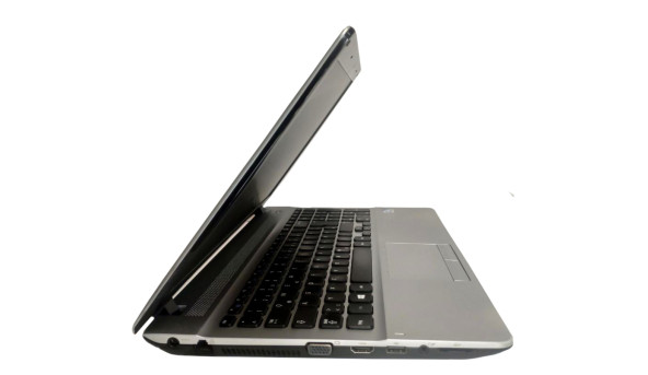 Ноутбук Samsung NP300E5E Intel Pentium 997 4Gb RAM 320Gb HDD [15.6"] - ноутбук Б/У - 246654