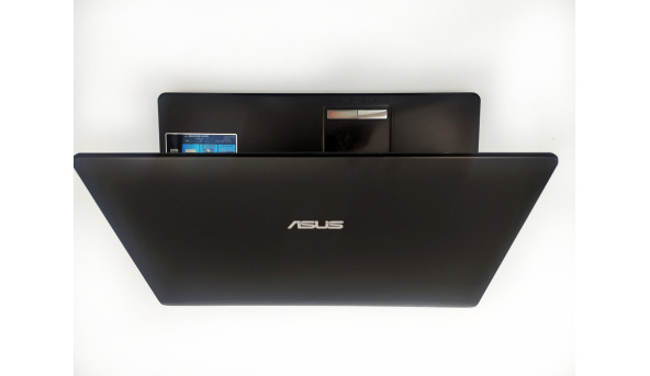 Ноутбук Asus K93SM Intel Core I5-2450M 8GB RAM 750GB HDD GeForce GT 630M [18.4"] - ноутбук Б/В