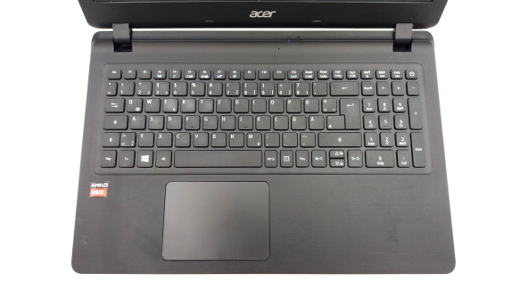 Ноутбук Acer Aspire ES1-524 AMD A9-9410 8 GB RAM 500 GB HDD [15.6"] - ноутбук Б/У - 251544