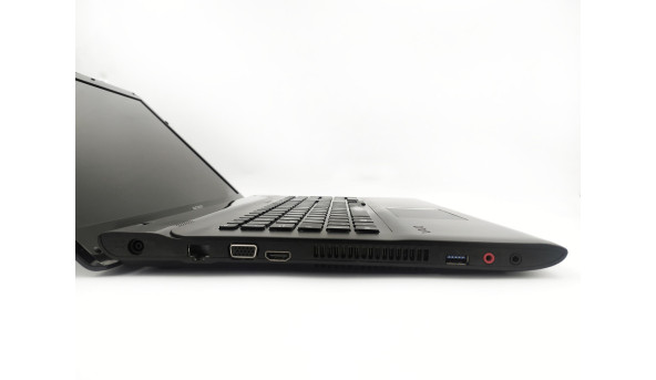 Ноутбук Sony SVE171G12M Intel Pentium 2020M 4 GB RAM 500 GB HDD [17.3"] - ноутбук Б/У - 251549