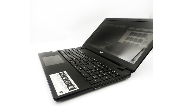 Ноутбук Acer Aspire ES1-512 Intel Celeron N2840 4 GB RAM 500 GB HDD [15.6"] - ноутбук Б/В
