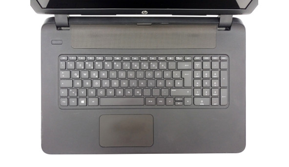 Ноутбук HP 17-p170ng AMD A8-7050 8 GB RAM 1000 GB HDD [17.3"] - ноутбук Б/У - 251771