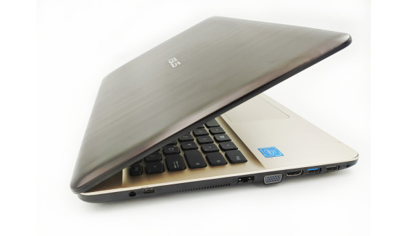 Ноутбук Asus VivoBook X541NA Intel Celeron N3350 4 GB RAM 500 GB HDD [15.6"] - ноутбук Б/В