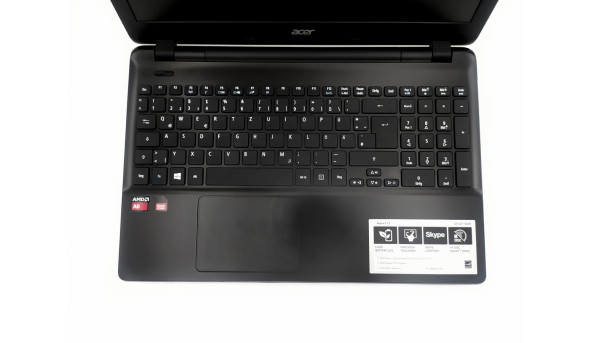 Ноутбук Acer Aspire E5-521 AMD A8-6410 4 GB RAM 500 GB HDD AMD Radeon R5 200 [15.6"] - ноутбук Б/У - 252419