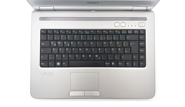Ноутбук Sony VAIO PCG-7Z2M Intel Pentium T2310 2 GB RAM 160 GB HDD [15.4"] - ноутбук Б/В