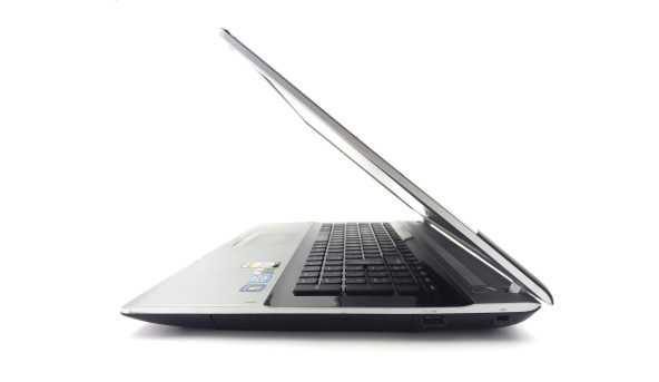 Ноутбук Samsung RV720 Intel Core I3-2310M 4 GB RAM 320 GB HDD NVIDIA GeForce GT 520M [17.3"] - ноутбук Б/У - 252472