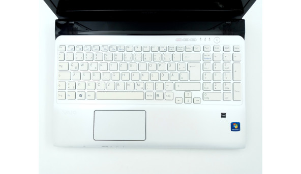 Ноутбук Sony VAIO SVE151D11M Intel Pentium B970 4 GB RAM 500 GB HDD [15.6"] - ноутбук Б/У - 253198