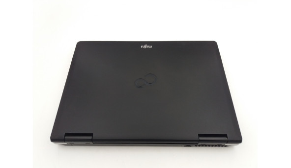 Ноутбук Fujitsu Lifebook S751 Intel Core i5-2520M 3Gb RAM 300Gb HDD [14"] - ноутбук Б/В - 253739