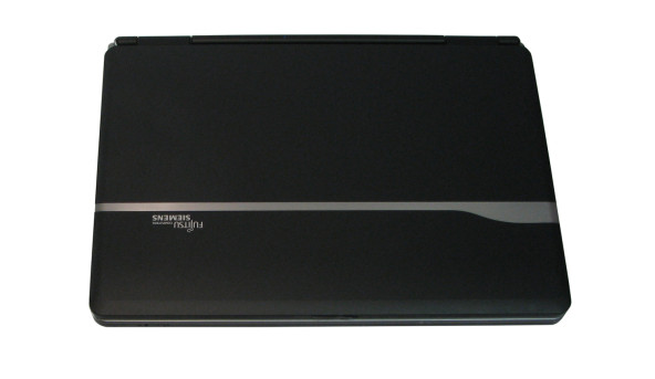Ноутбук Fujitsu Siemens XI 2528 Intel Core 2 Duo T7250 2Gb RAM 250Gb HDD Nvidia GeForce 8600M 17" Б/У