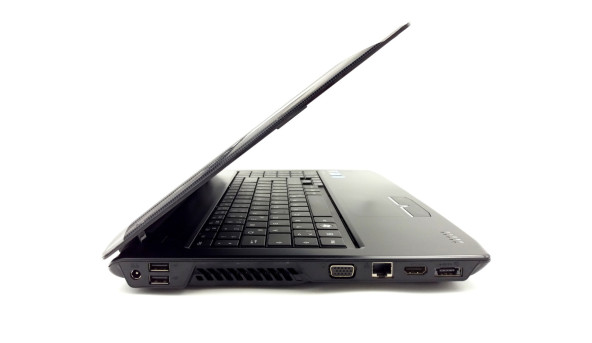 Ноутбук Medion Akoya E6220 Intel Core I5-480M 4 GB RAM 500 GB HDD [15.6"] - ноутбук Б/В