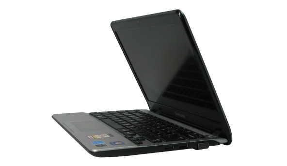 Нетбук Samsung 305U AMD E-450 2Gb RAM 500Gb HDD [11.6"] - нетбук Б/В - 253786
