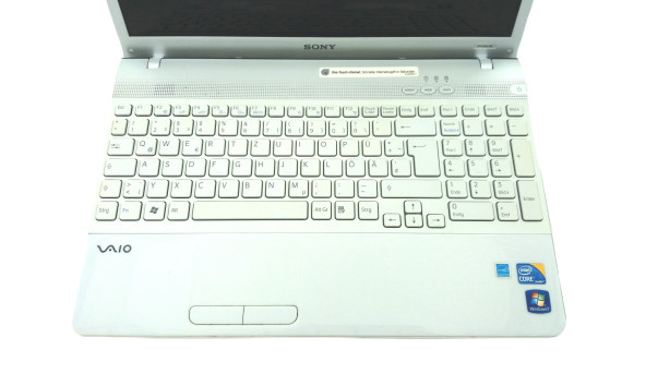 Ноутбук Sony Vaio PCG-71312M Intel Core I3-330M 4 GB RAM 500 GB HDD [15.6"] - ноутбук Б/У - 253811