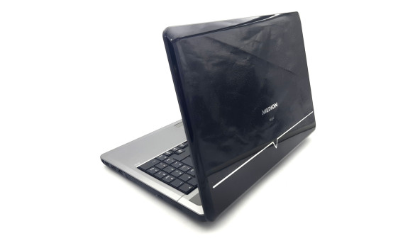 Ноутбук Medion Akoya P6620 Core 2 Duo T6500 3GB RAM 320GB HDD NVIDIA GeForce GT 220M [16"] - ноутбук Б/В