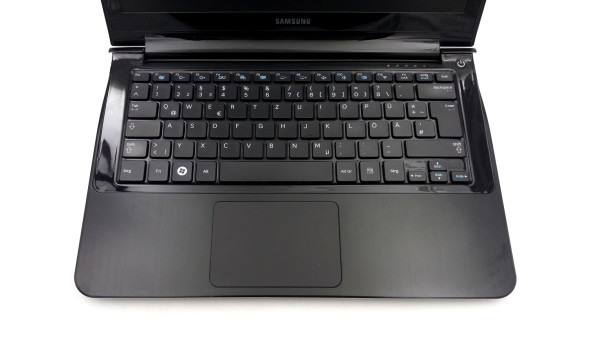 Уцінка Ноутбук Samsung 900X Intel Core I5-2537M 6 GB RAM 32 GB SSD [13.3"] - ноутбук Б/В - 255148