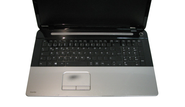 Ноутбук Toshiba Satellite C75D AMD E1-2100 4Gb RAM 500Gb HDD [17.3"] - ноутбук Б/В - 255178