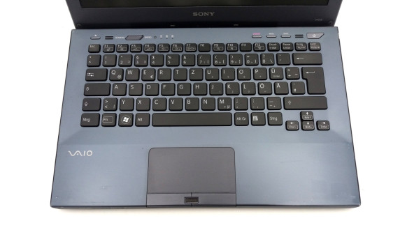 Ноутбук Sony Vaio PCG-41213M Intel Core i5-2450M 6GB RAM 250GB HDD AMD Radeon HD 6470M [13.3"] - ноутбук Б/В - 255191