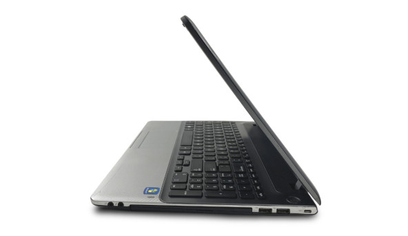 Ігровий ноутбук Samsung NP355V AMD A6-4400M 8 GB RAM 128 GB SSD 500 GB HDD AMD Radeon HD 7670M [15.6''] - Б/В - 260785