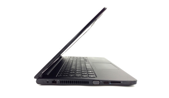 Ноутбук Dell Vostro 3558 Intel Core i5-5200U 8GB RAM 500GB HDD [15.6"] - ноутбук Б/В - 261233