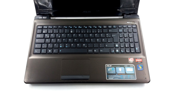 Ігровий ноутбук Asus X52D AMD Athlon II P320 8 GB RAM 120 GB SSD [15.6"] - Б/В - 261392