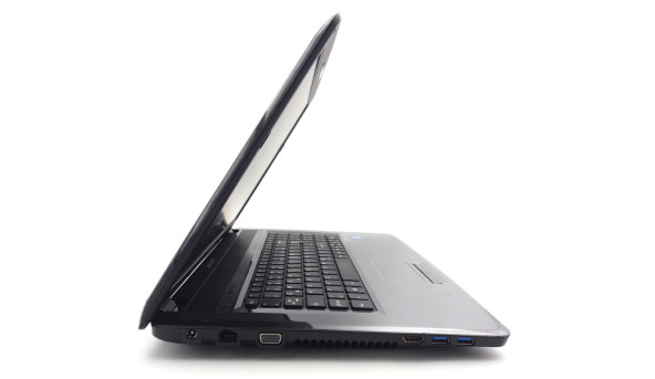 Ноутбук Medion Akoya E7222 Intel Core I3-2370M 6 GB RAM 500 GB HDD [17.3"] - ноутбук Б/В - 261619